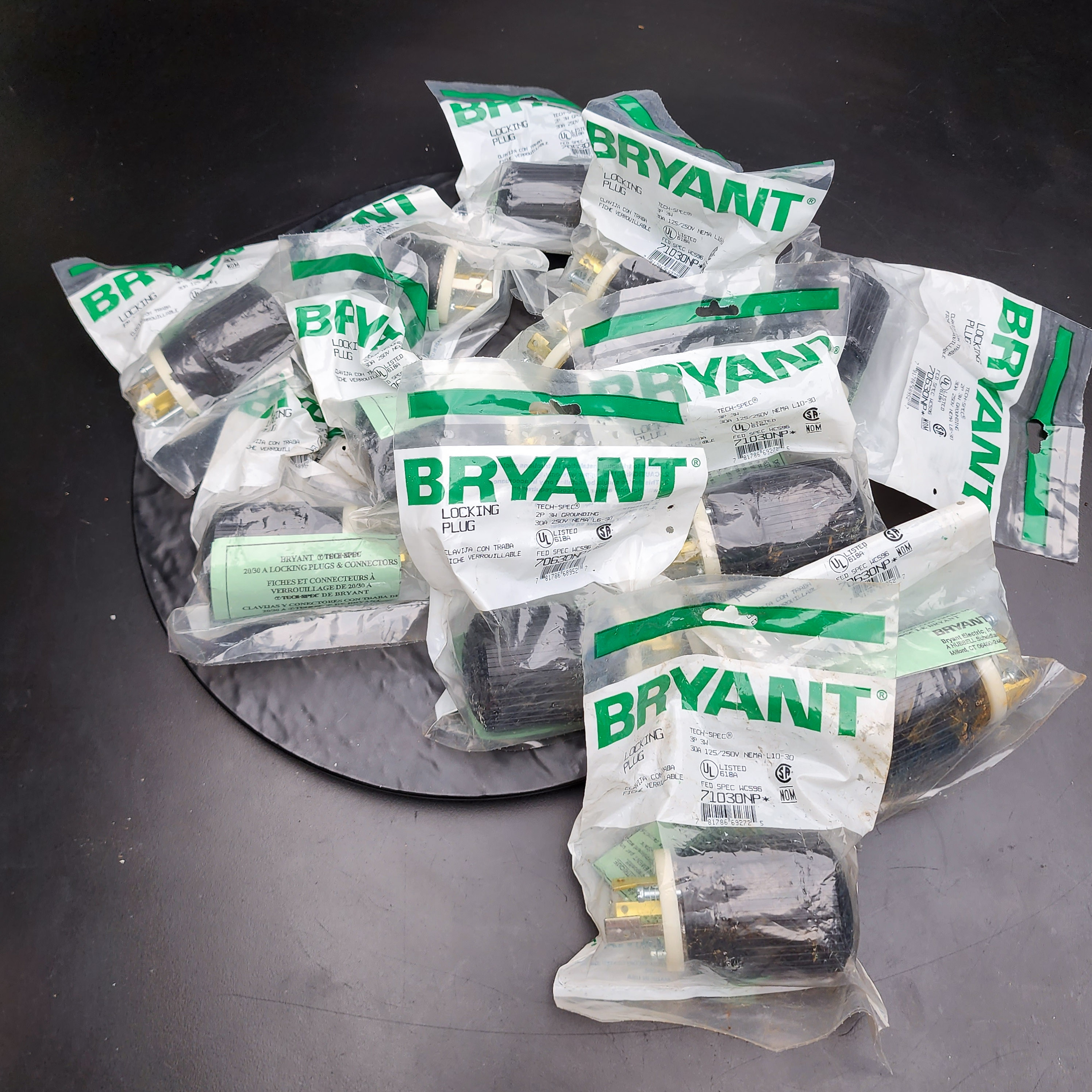 12 Hubbell Bryant Industrial Twist Locking Plug L6-30 30A 250V 🛠️ - Picture 1 of 7