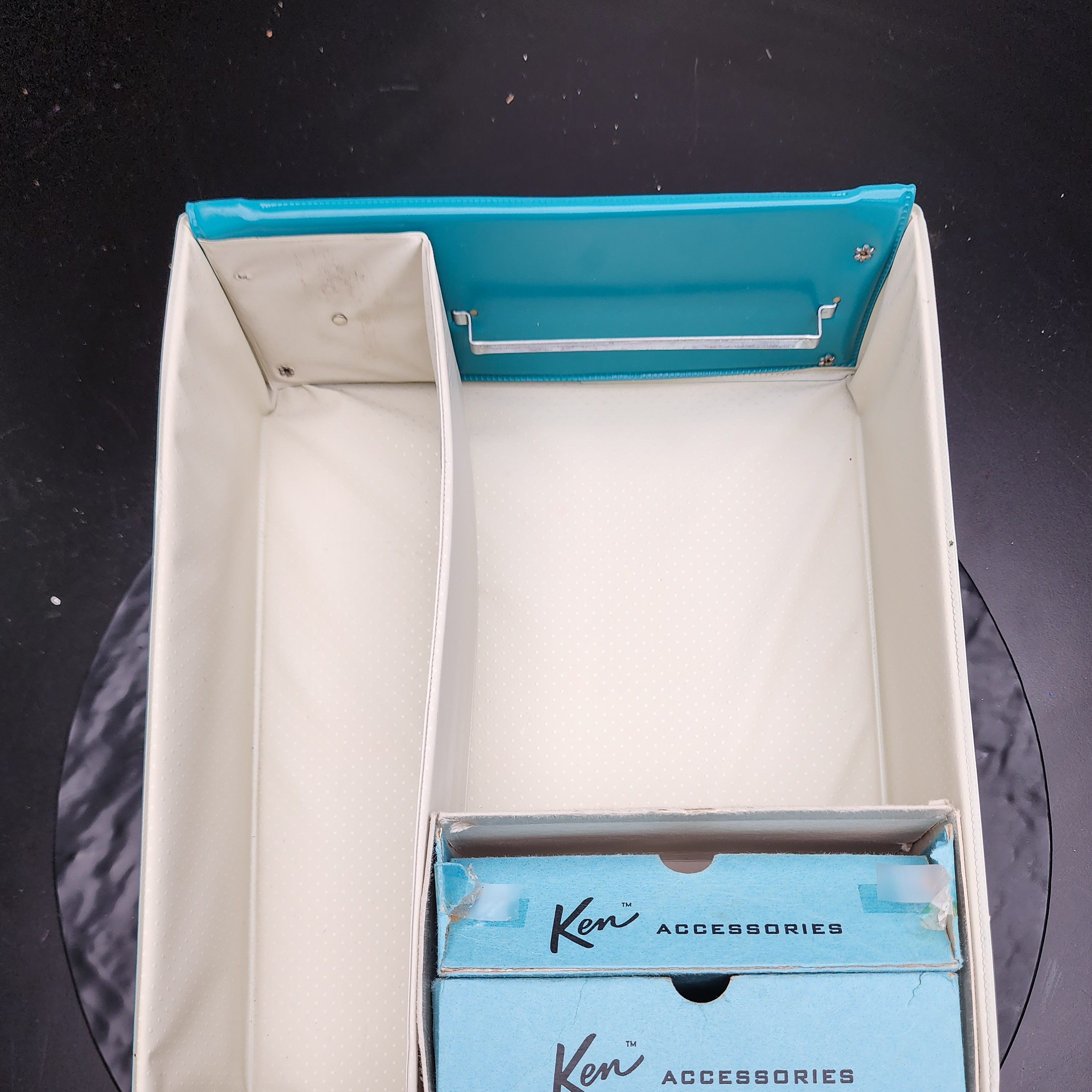 1962 Mattel Ken Wardrobe Carrying Case Barbie's Boyfriend Doll Teal Vinyl 🎁 - Picture 2 of 5